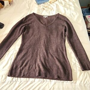 Women's v neck sweater from New York & Company,  size large, gray.